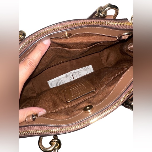 COACH Mini Brooke Carryall in Singnature Canvas - Picture 7 of 7